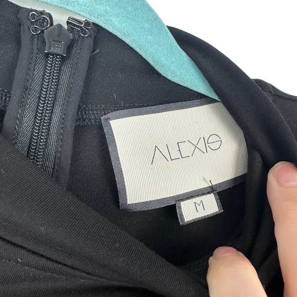 ALEXIS Sz M Women's Black Bissette Short Sleeve Mock Neck Top - Picture 6 of 13